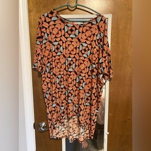 BUY 2 LulaRoe ITEMS or more and receive a 20% discount